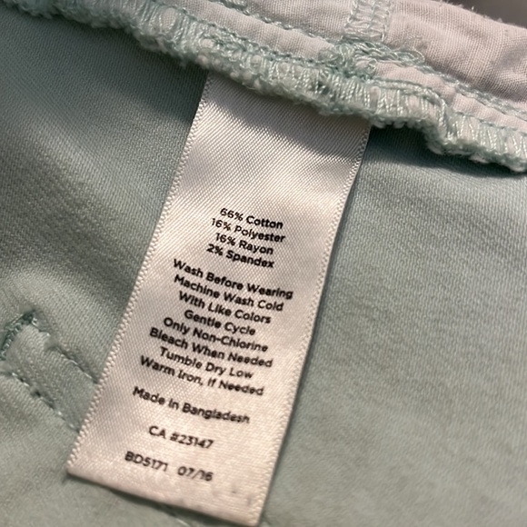 Powder blue jeans 12 - Picture 8 of 9